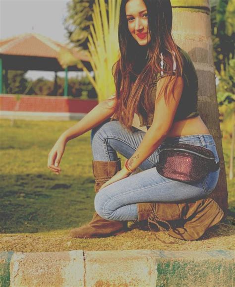 He came in to manchester united and signed a deal of 12 million pounds. Net Worth Of Shalini Suryavansh, Age, Boyfriend, Bio 2020