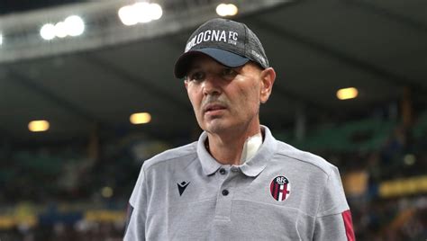 Parodia ufficiale di siniša mihajlović. Bologna, Mihajlovic in panchina contro l'Hellas: dall'Inter al Napoli, quanto sostegno sui ...