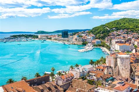 It lies on the eastern shore of the adriatic sea and is spread over a central peninsula and its surroundings. 3 Days in Split: The Perfect Split Itinerary | Road Affair