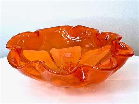 Vintage Art Glass Centrepiece Iwatsu Glass From Their Hineri Range