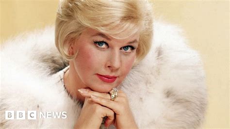 Doris Day Hollywood Actress And Singer Dies Aged 97 Flipboard