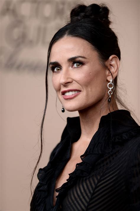 Demi Moore Sag Awards 2016 At Shrine Auditorium In Los Angeles