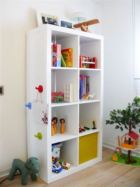 Presentamos varias propuestas de distribución ajustando espacios y medidas. Pin en Muebles infantiles