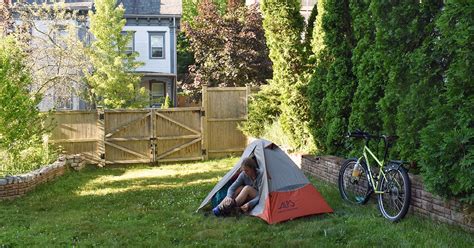 If you're comfortable with who you are, others will pick up on your confidence and immediately understand you're someone worth knowing. How to Camp in Your Friend's Yard During COVID-19 ...
