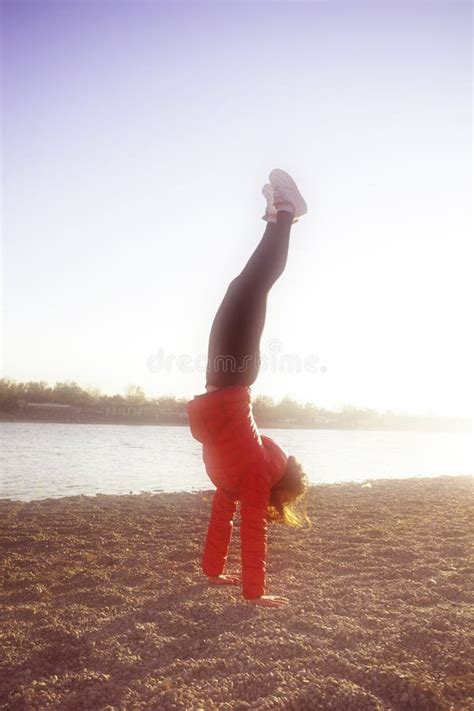 Fit Girl At Lake Stock Image Image Of Recreation Full 62337701