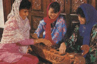 Malaysia is very rich with the different kinds of traditional games that was played until now and suits to all generations. Traditional Games in Malaysia: Types of Games