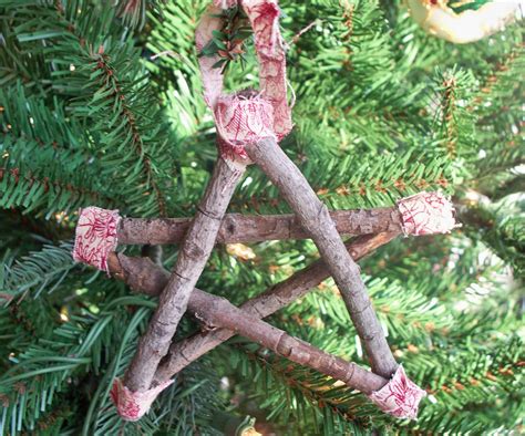 A New Leaf Crafty Christmas Twig Star Ornaments