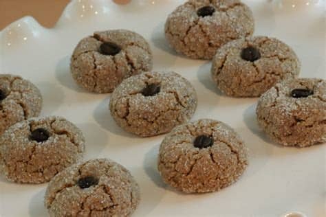 Every single christmas cookie recipe you could ever need. From Peter Salerno's Kitchen: Italian Christmas Cookies ...