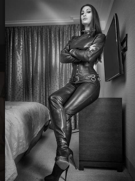 Mistress Damazonia Leather Fashion Women S Fashion Fetish Fashion Leather Gloves Leather