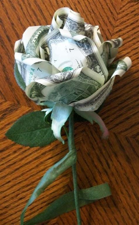 Rose Made Out Of Dollar Bill Money Rose Craft Ts Crafts