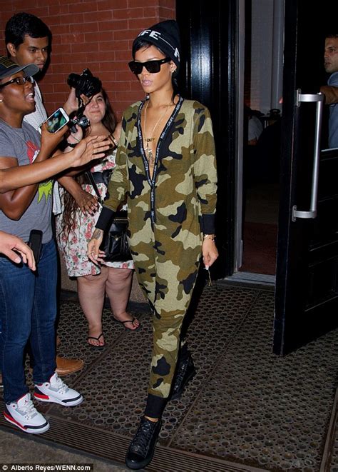 Rihanna Covers Up For Once In Her Onesie But Can T Help But Stand Out