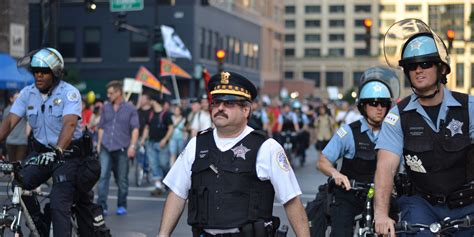 Chicago Police Overtime Tab To Top Out At 93 Million For 2013 Huffpost