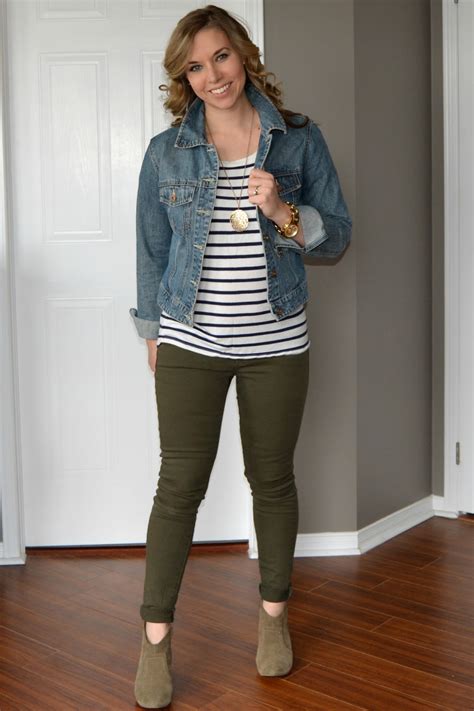 tops to wear with olive green pants