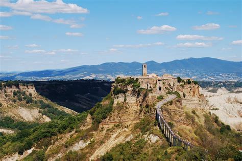 Civita Di Bagnoregio Viterbo Italy Around Guides