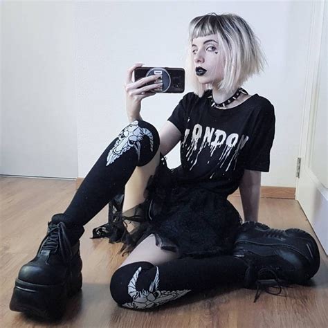 36 Black Outfits Ideas Worth Checking Out Gothic Outfits Hipster