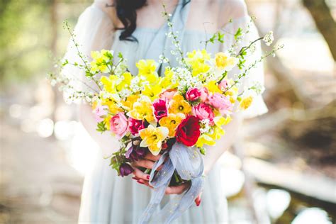 Hours may change under current circumstances Fleurish Flower Farm & Floristry // Fayetteville, Arkansas ...