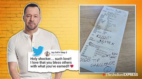 Singer Actor Donnie Wahlberg Praised After Leaving 2020 Tip For Server Trending News The