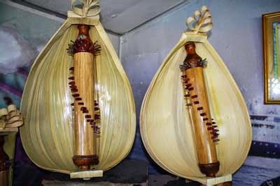 Alat musik sasando merupakan alat musik yang cukup populer di indonesia dan di dunia. Sasando | 123ish Indonesia