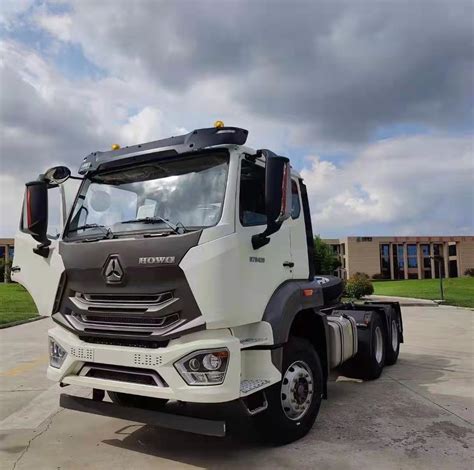 Sinotruk HOWO 6X4 Tractor Head 10wheelers Rhd LHD Prime Mover 371HP