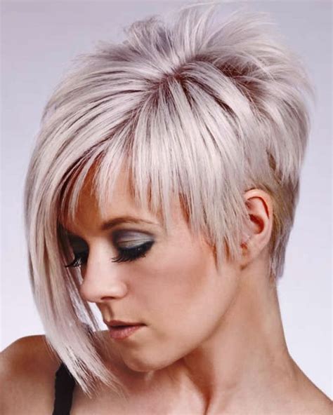 Résultat Dimages Pour Short Haircuts For Women Over 50 Back View Edgy Haircuts Edgy Short