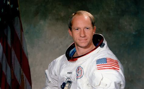 Apollo 15 Astronaut Al Worden Dies Age 88