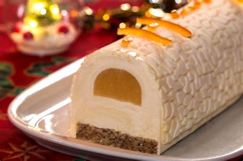 Bûche bavaroise au chocolat blanc et insert mandarine