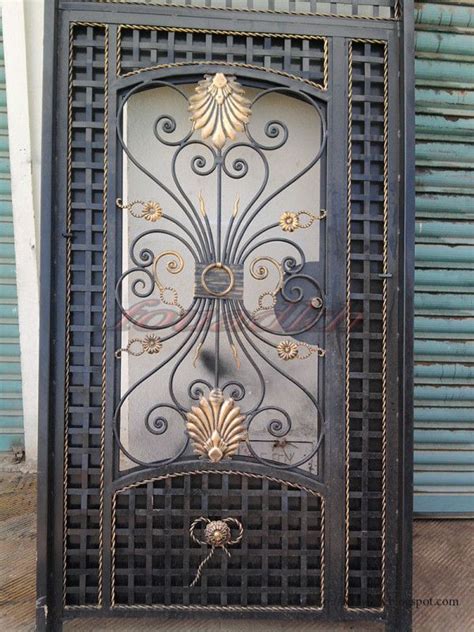 أجمل 50 صور أبواب حديد خارجية 2023 بوابات فخمة ميكساتك Front Door Design Iron Door Design