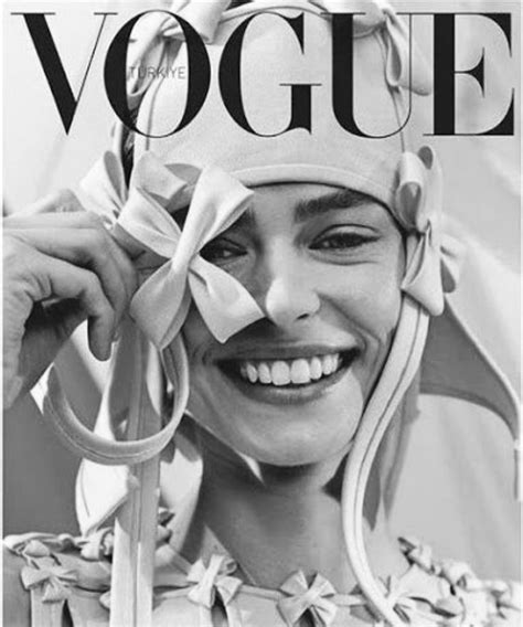 Pin By Macheala B On Black And White Vogue Vogue Magazine Vogue