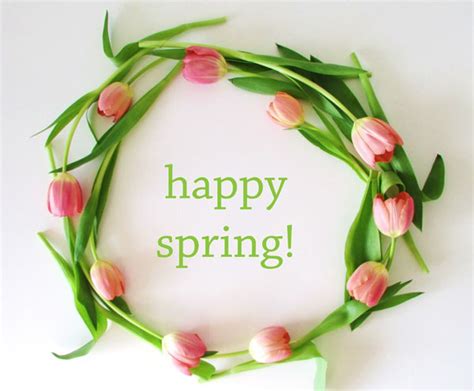 Весна — это пожалуй самое лучшее и романтическое время года между зимой и летом. Картинки и поздравления с первым днем весны 2018 — прикольные и красивые с надписями, короткие смс