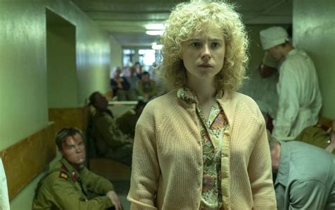 Ver chernobyl (2019) temporada 1 completa en español. Chernobyl, un macabro y merecido homenaje con sabor a ...