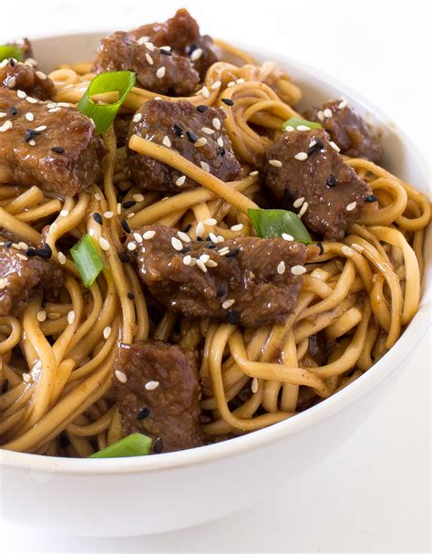 Though the chewy texture of chinese egg noodles is fantastic, you can substitute rice sticks or linguine. Beef Teriyaki Noodles - Chef Savvy