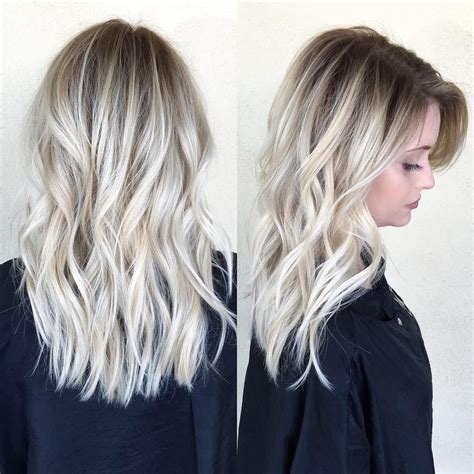 70 Balayage Hair Color Ideas With Blonde Brown And Caramel Highlights Dark Roots Blonde Hair