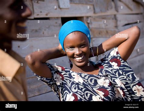 Miss Koyna Smiling Afar Woman Obock Djibouti Stock Photo Alamy