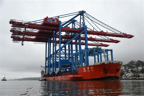 New Container Gantry Cranes Arrive In Hamburg