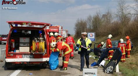 Was ist eine offizielle applikation der oberösterreichischen feuerwehren? Oö: Feuerwehr Vorchdorf am 11. April 2015 bei zwei ...