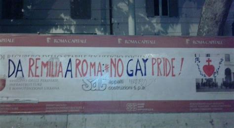 Gay Pride Striscione Di Militia Christi Contro La Parata Di Roma