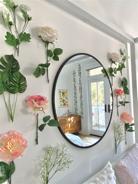 Flower Wall And Mirror Decoración De Unas Decoración De Cabina