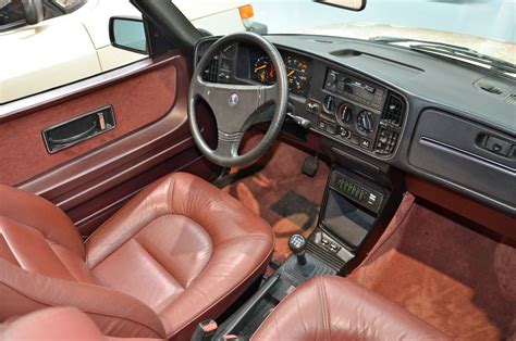 Saab 900 I All Information About The Generation Legend Classic Cars