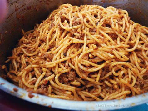 Persian Macaroni Spaghetti With Spiced Beef Turmeric Sauce