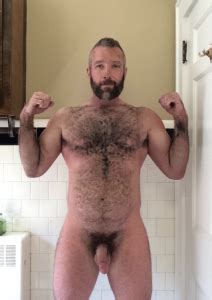 Hairy Italian Gay Robertr Ssi Goes Naked Mrgays