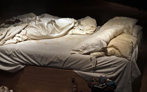 My Bed Tracey Emins Messy Bed Sells For Record £254 Million Metro News