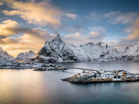 Lofoten Islands Winter Photography Vacation Norway Responsible Travel