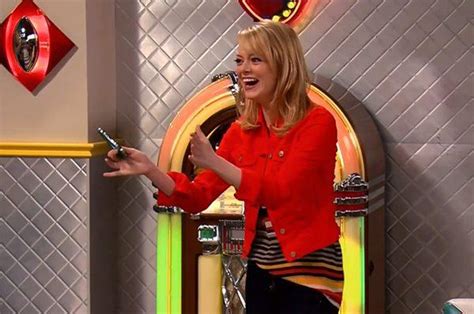 Nackte Emma Stone In ICarly