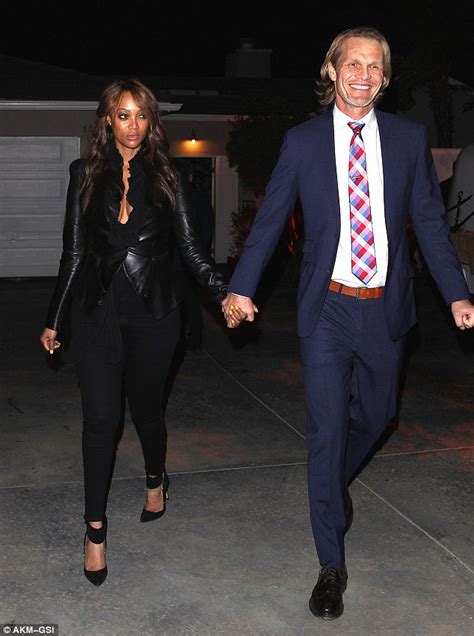 Tyra Banks Shares The First Ever Pic Of Her Two Week Old Son On