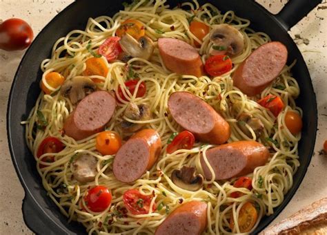 Their classic turkey dinner includes a whole turkey, herb bread stuffing, mashed. Smoked Sausage and Spaghetti Skillet Dinner - Johnsonville.com