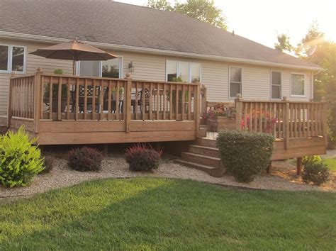 These are the techniques that i currently find the most effective for working towards the. Split-level Deck | Decks backyard, Deck designs backyard, Backyard
