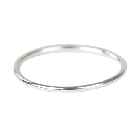SOLID BAND SILVER RING