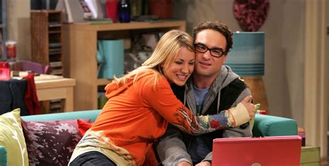 The Big Bang Theory As Descubri Chuck Lorre Que Kaley Cuoco Y Johnny