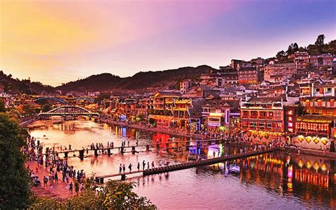 3 Days Mount Fanjing Tour With Fenghuang Ancient Town