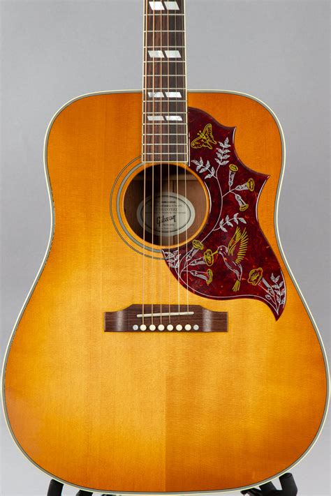 2014 Gibson Hummingbird Acoustic Electric Guitar Guitar Chimp